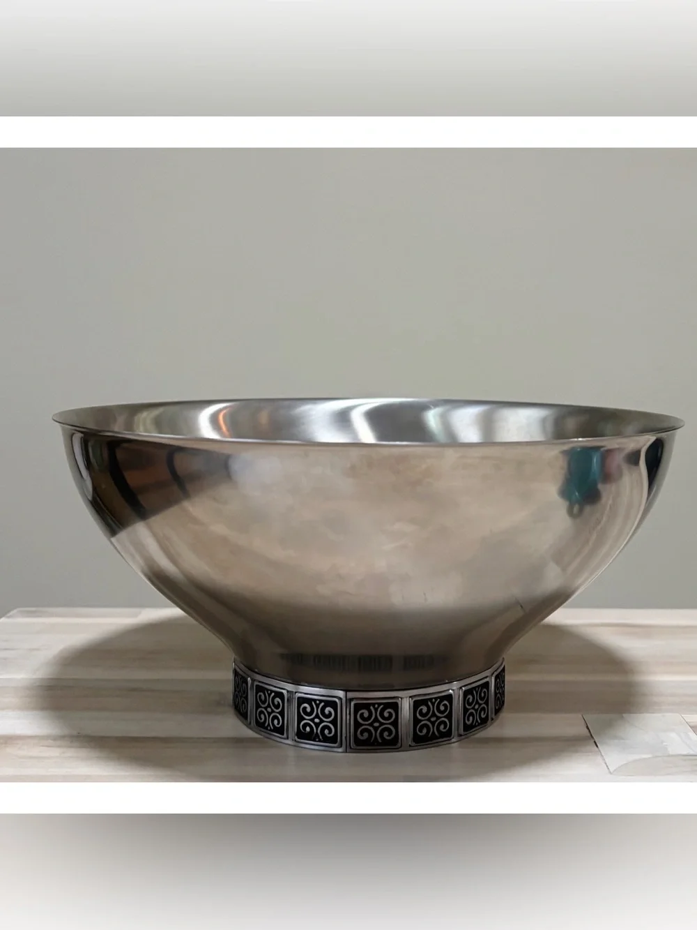 Vintage Rogers Insilco Fashion Stainless Steel Footed Large Mixing Bowl